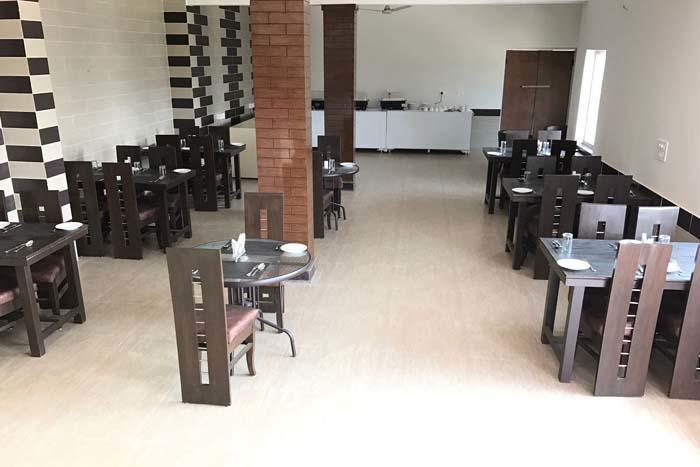 Clement Town Nauka Hills Resort מראה חיצוני תמונה